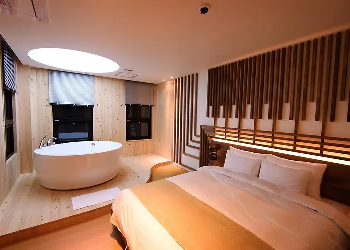 Illroy 3* Busan